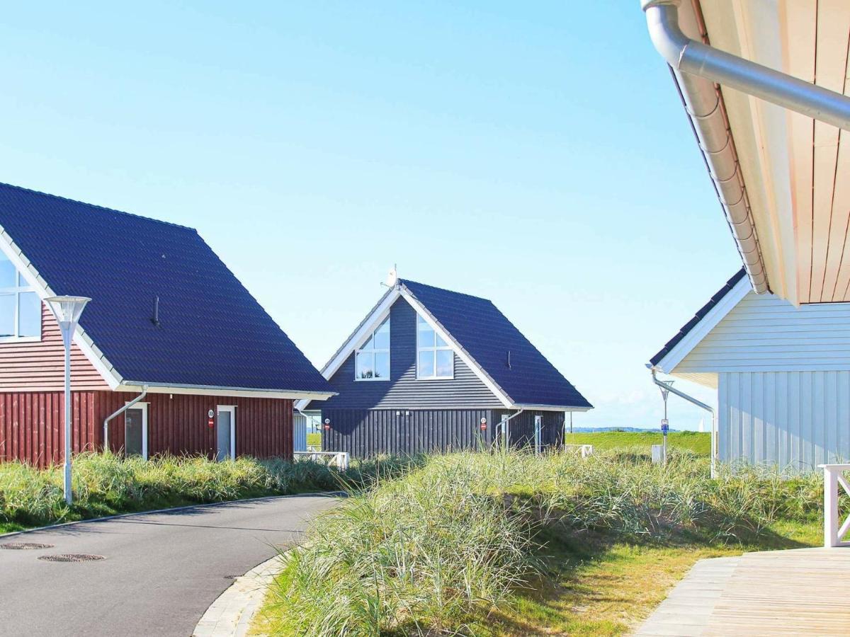 Two-Bedroom Holiday Home In Wendtorf 3 Екстер'єр фото